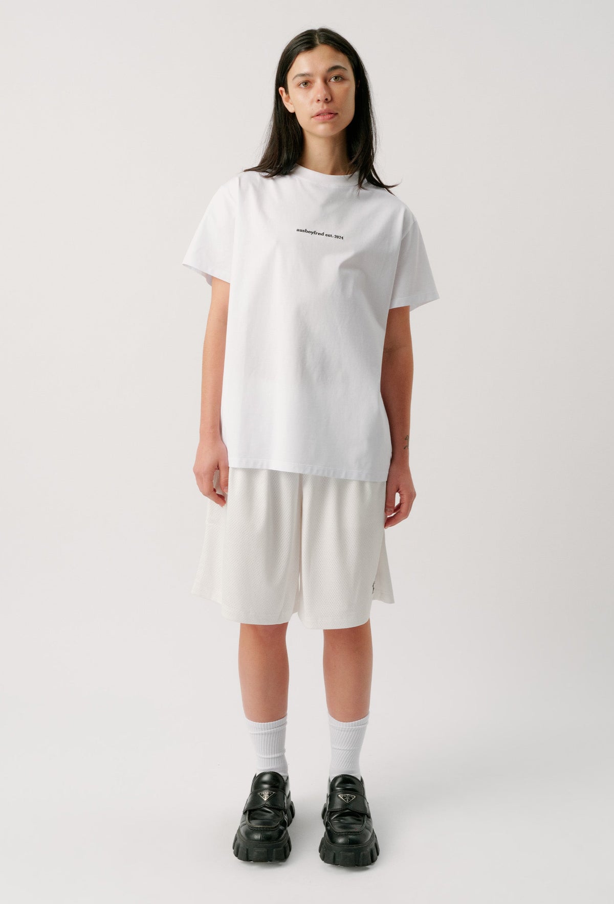 LOCKER ROOM SHORT - WHITE