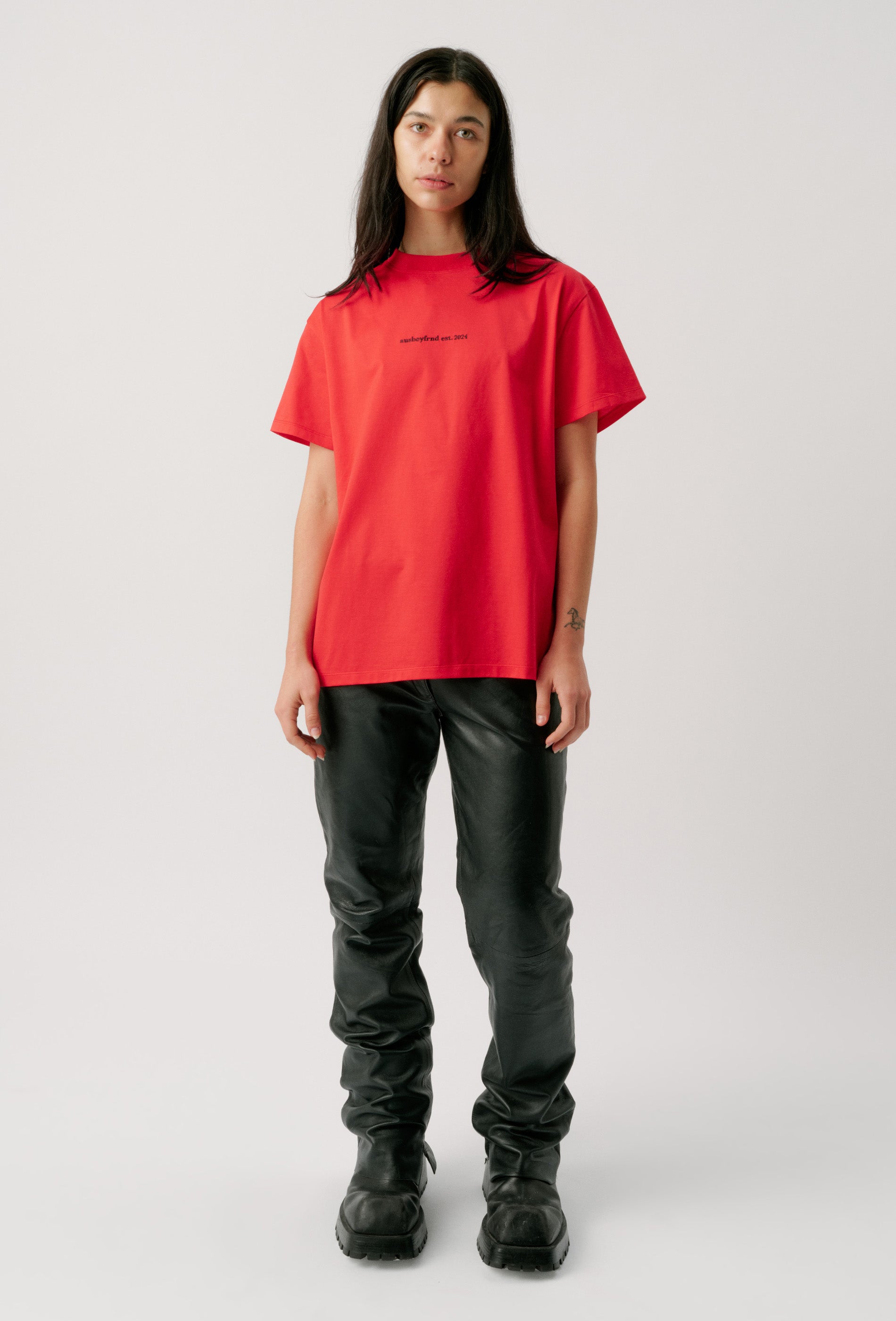LUXURY TEE - RED