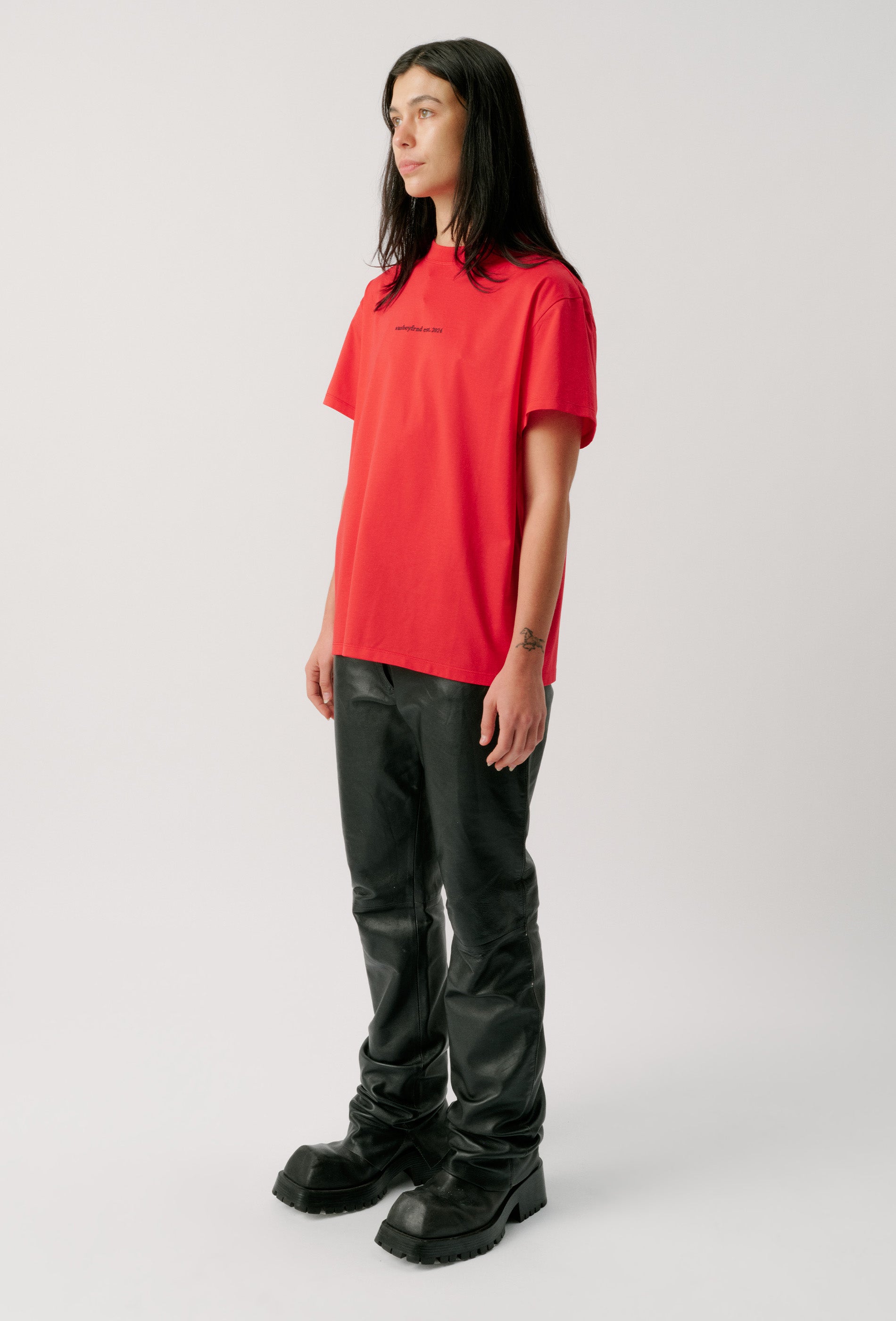 LUXURY TEE - RED