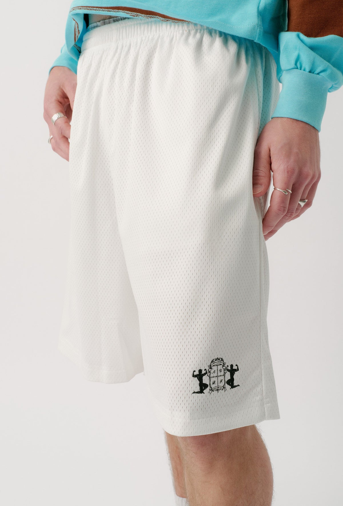 LOCKER ROOM SHORT - WHITE