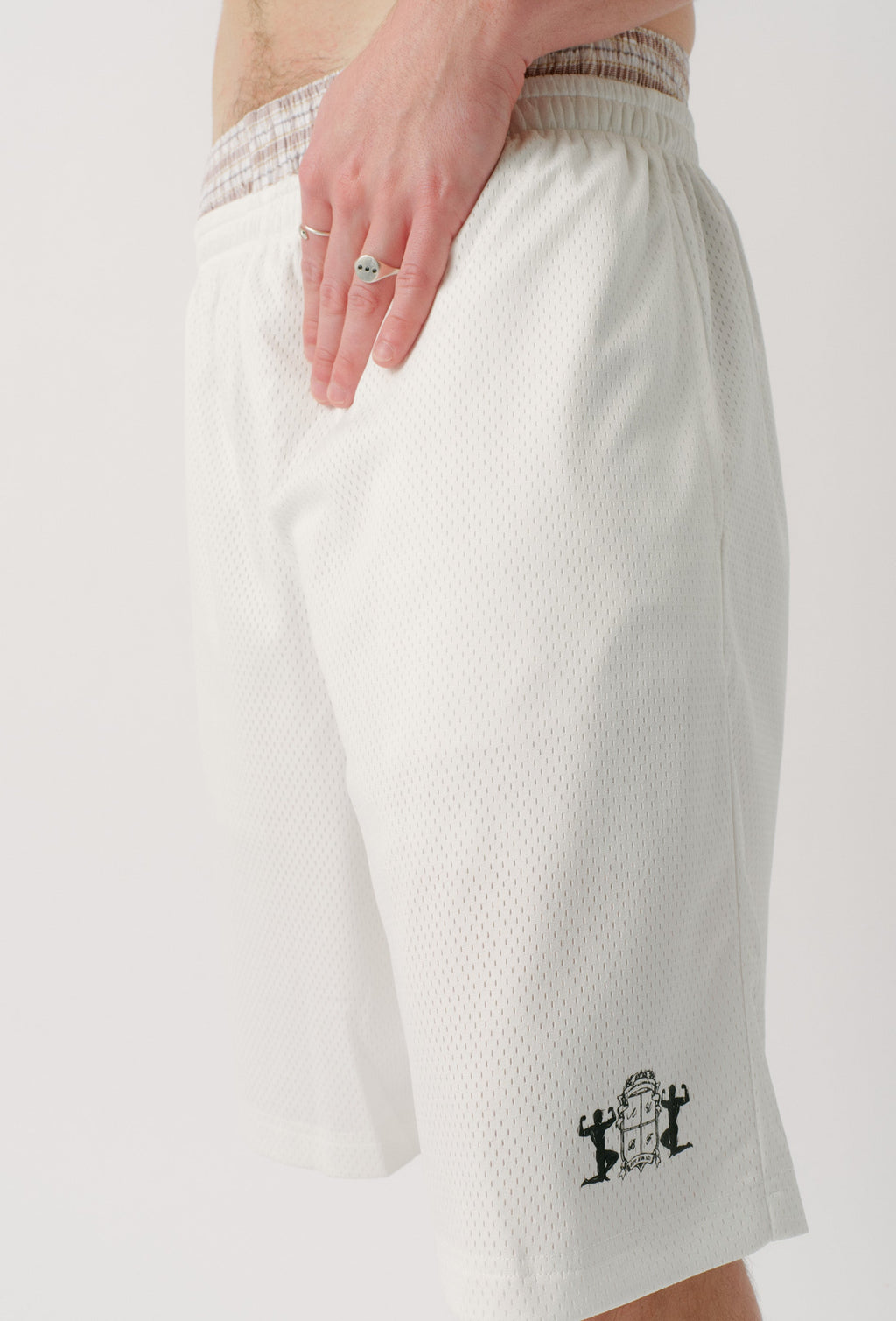 LOCKER ROOM SHORT - WHITE