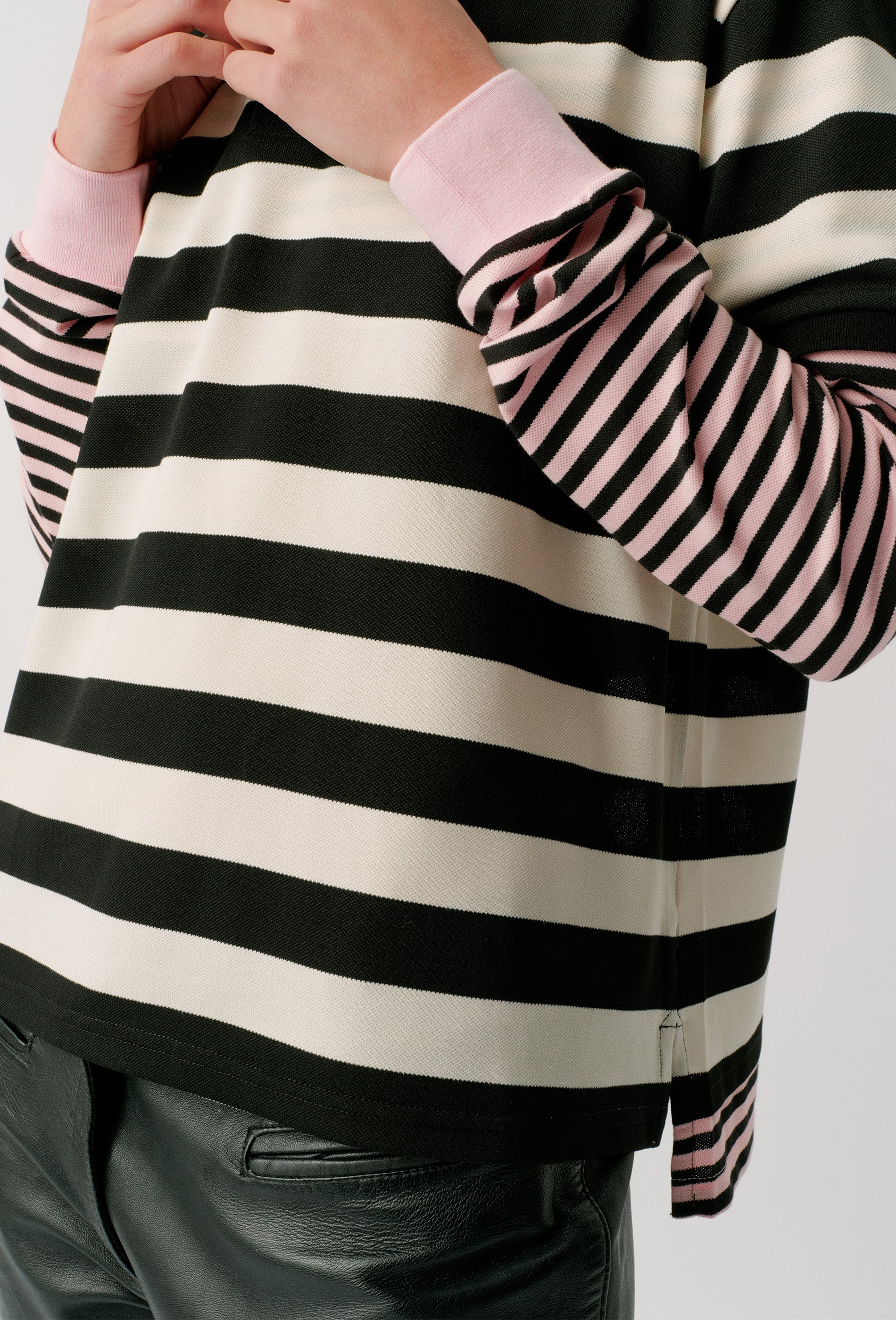 MARINA DEL POLO - BLACK + WHITE