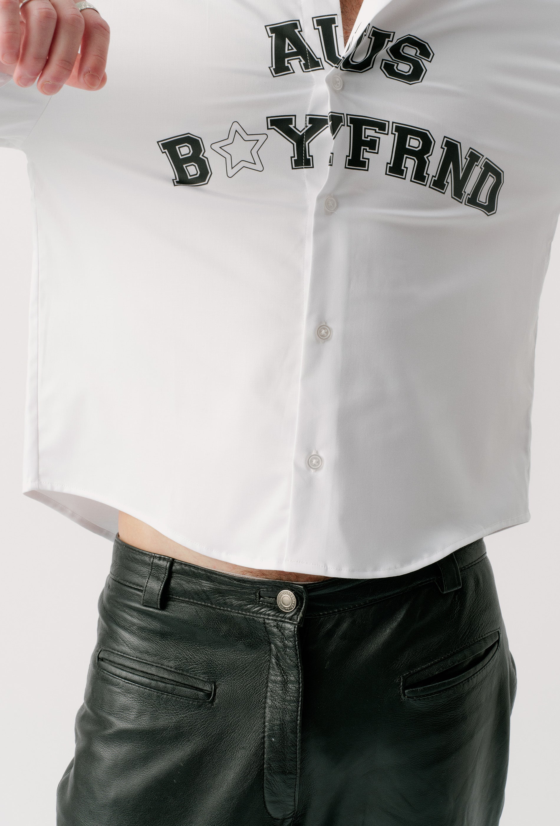 CROPPED SPORTSTAR BUTTON UP SHIRT